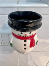Load image into Gallery viewer, Frosty Ceramic – Plug In Fragrance Warmer